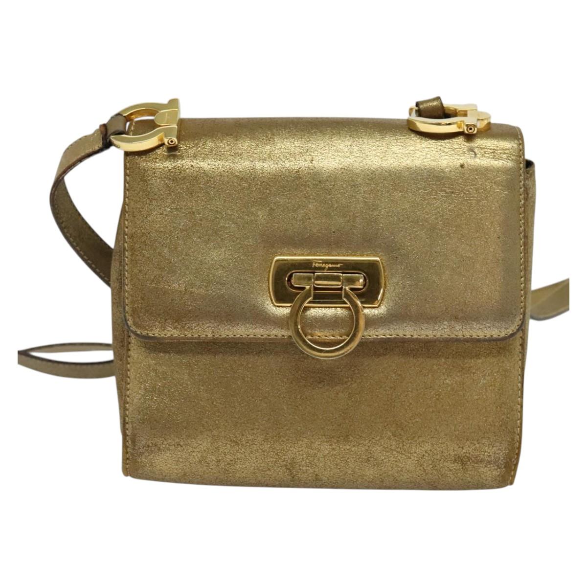 Salvatore Ferragamo Gancini Shoulder Bag Leather Gold Auth 122662