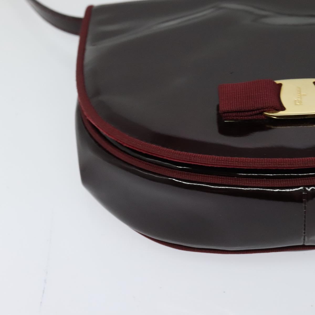 Salvatore Ferragamo Vala Shoulder Bag Patent leather Bordeaux Gold Auth 122920