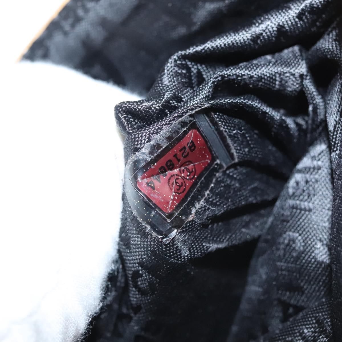 CHANEL Choco Bar Hand Bag Lamb Skin Beige Black CC Auth 123516