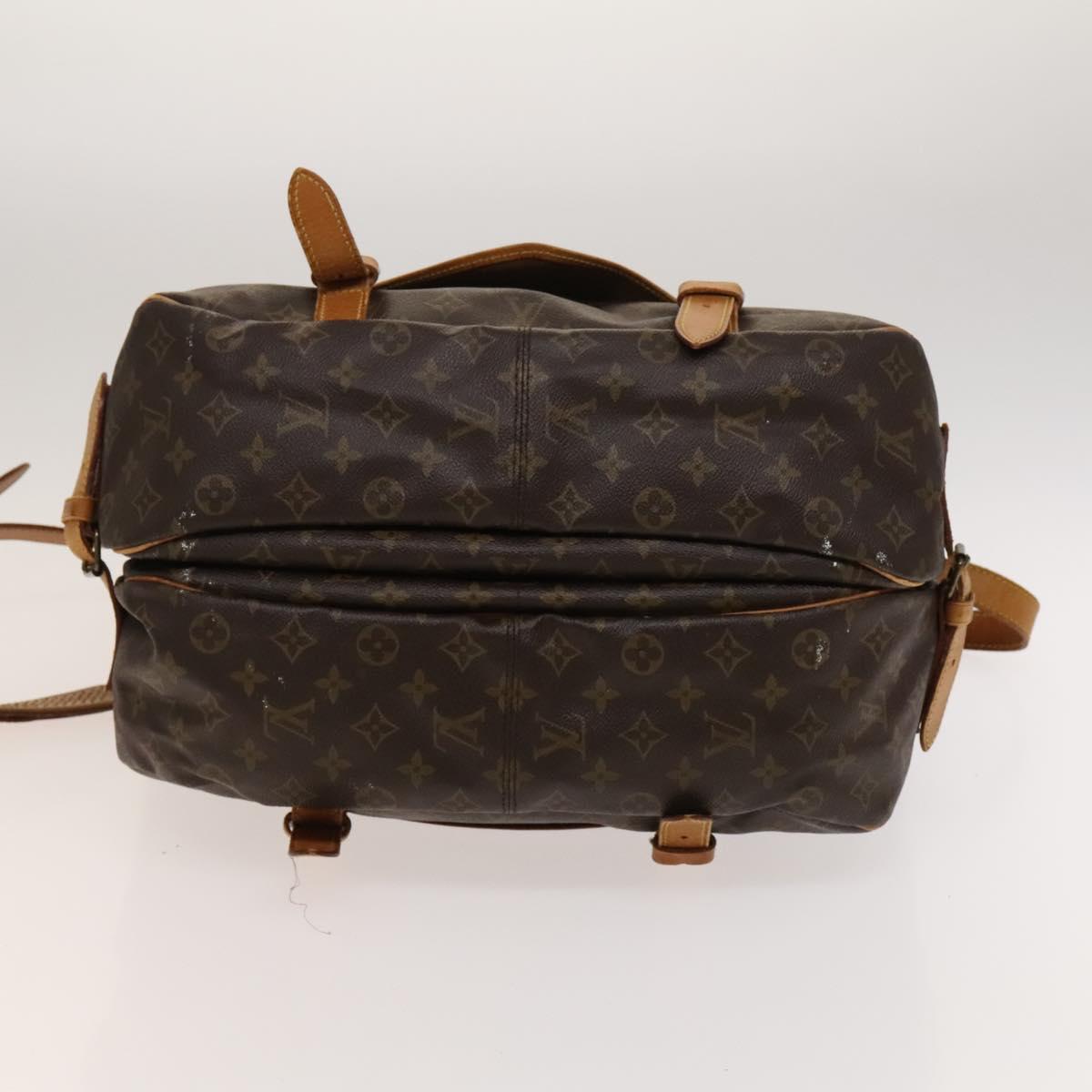 LOUIS VUITTON Monogram Saumur 43 Shoulder Bag M42252 LV Auth 123937