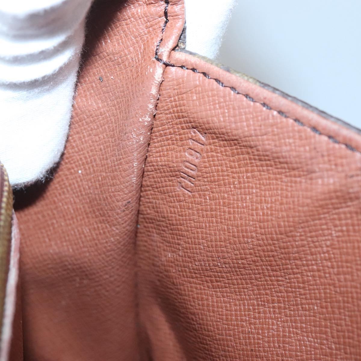 LOUIS VUITTON Monogram Saint Cloud GM Shoulder Bag M51242 LV Auth 124259