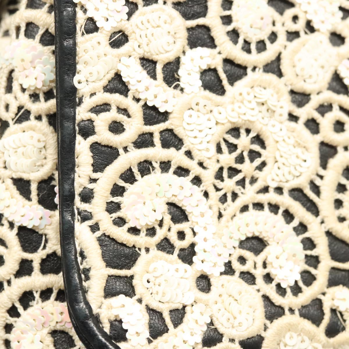 CHANEL Shoulder Bag Lamb Skin White CC Auth 125205