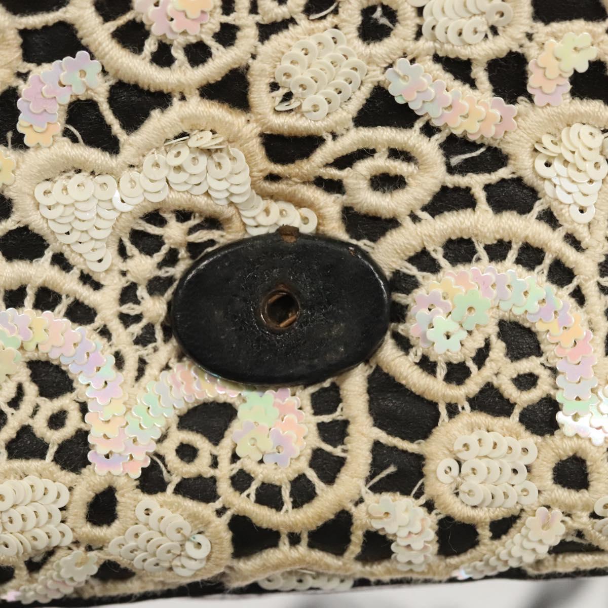 CHANEL Shoulder Bag Lamb Skin White CC Auth 125205