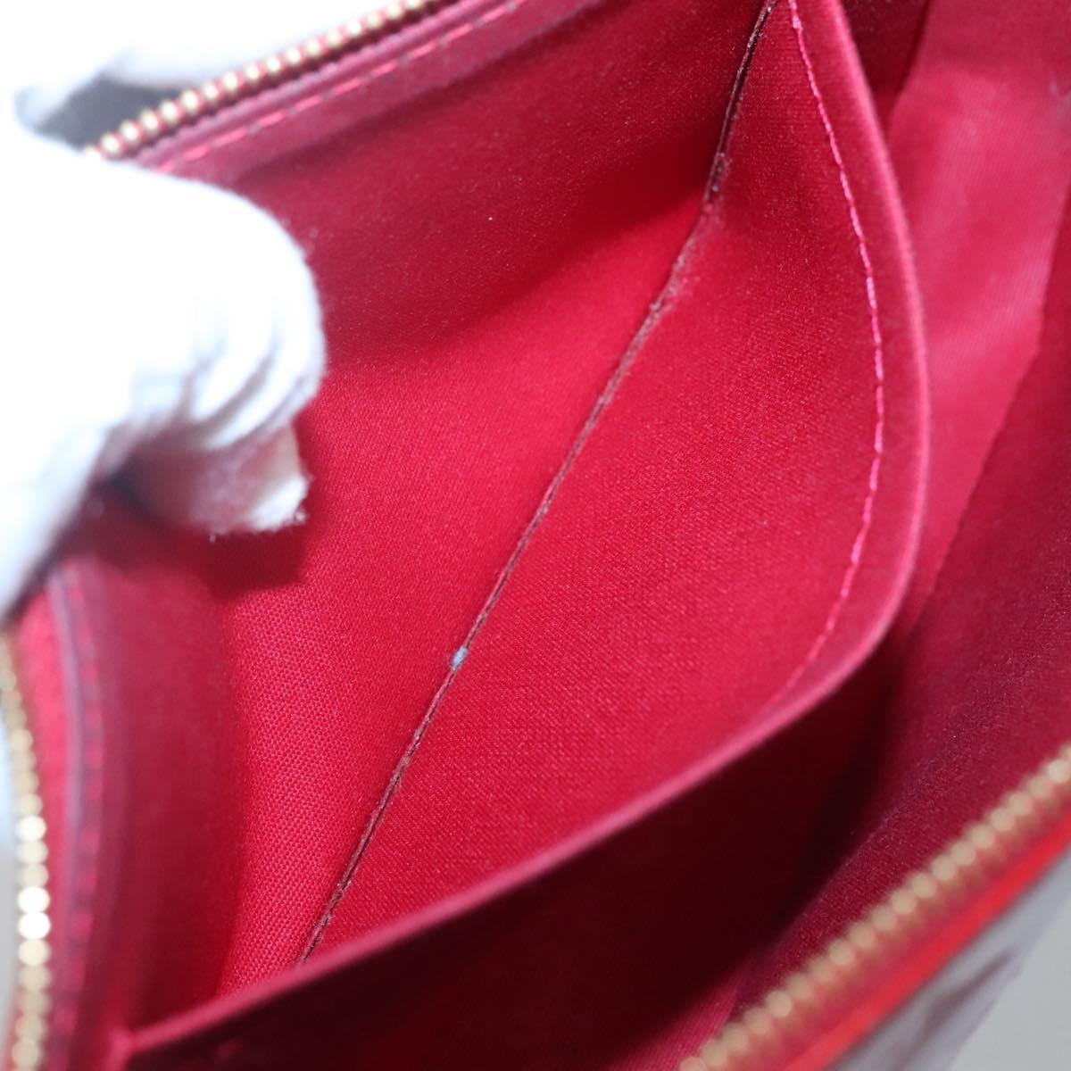 LOUIS VUITTON Vernis Pochette Accessoires Pouch Pomme D'amour M91577 Auth 125358