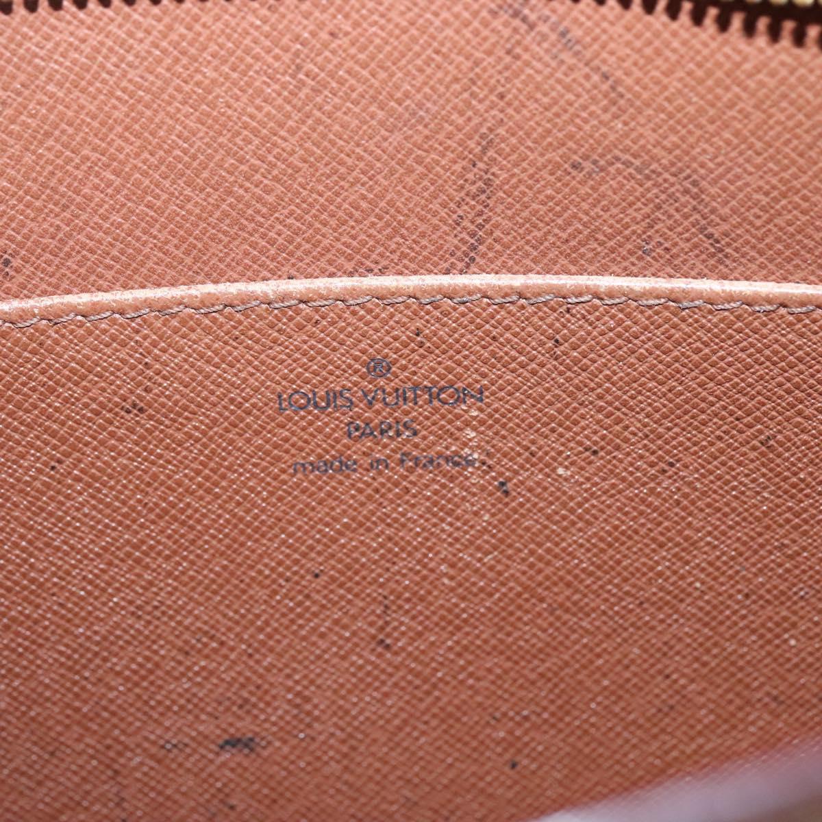 LOUIS VUITTON Epi Pochette Homme Clutch Bag Zipangu Gold M52528 LV Auth 126195