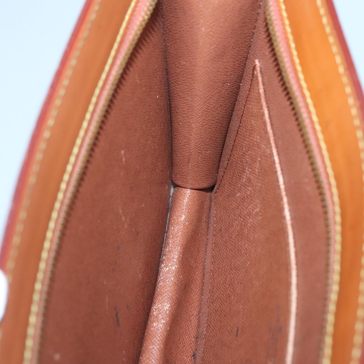 LOUIS VUITTON Epi Pochette Homme Clutch Bag Zipangu Gold M52528 LV Auth 126195