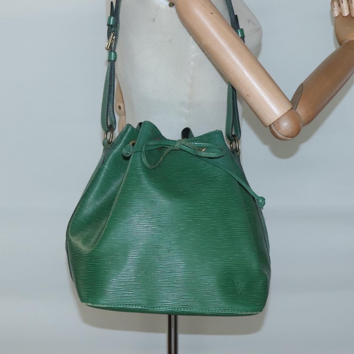 LOUIS VUITTON Epi Petit Noe Shoulder Bag Green M44104 LV Auth 126549