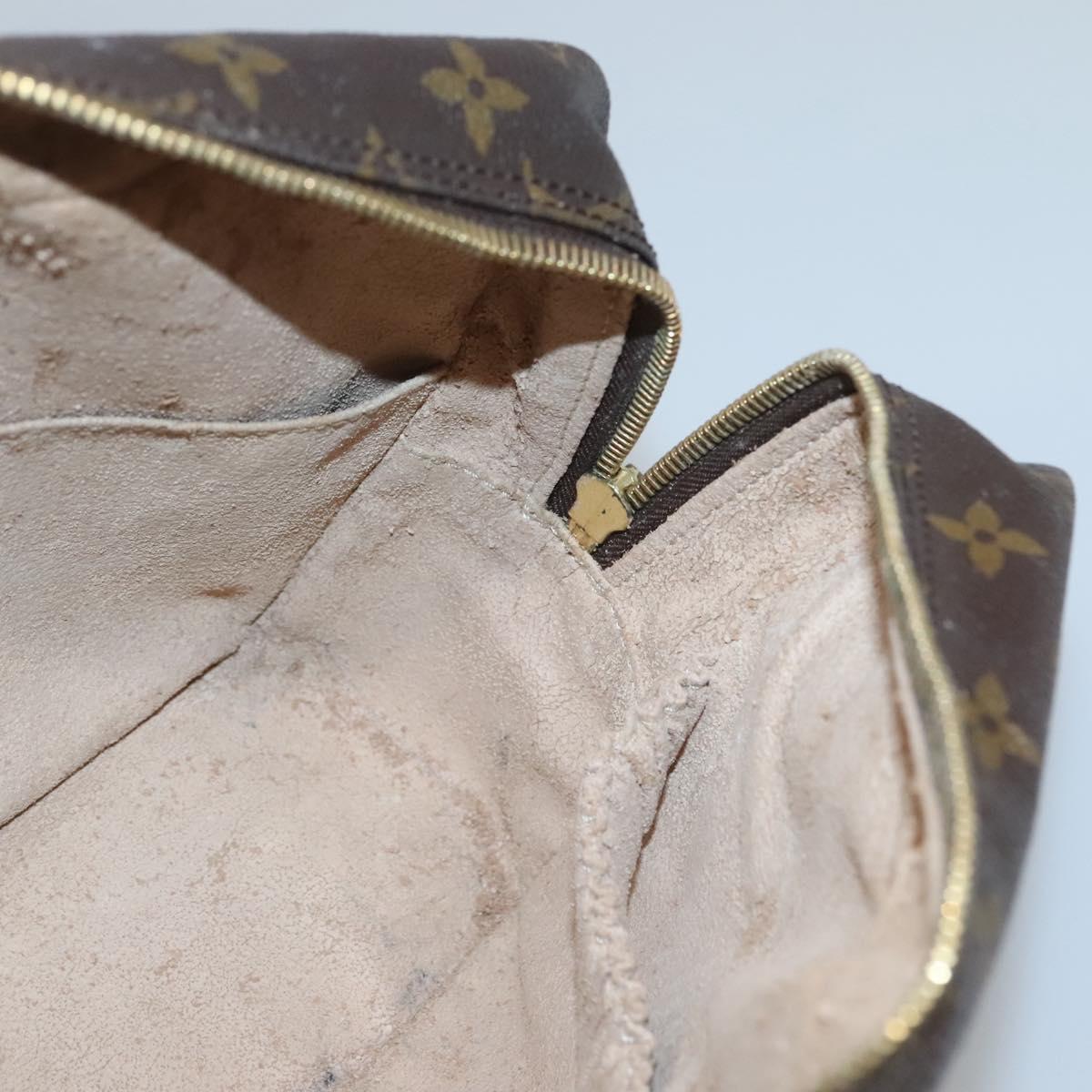 LOUIS VUITTON Monogram Trousse Toilette 28 Clutch Bag M47522 LV Auth 127102