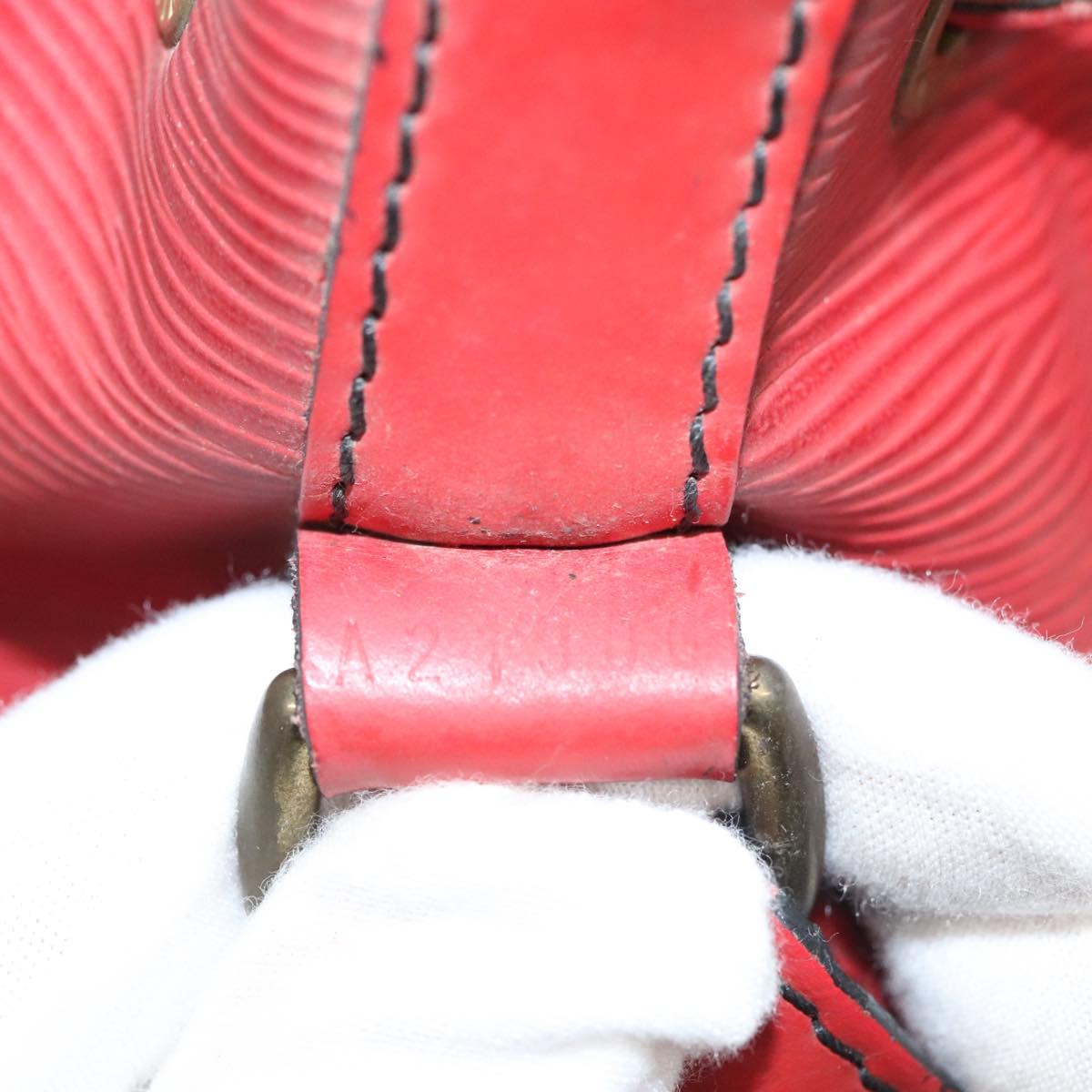 LOUIS VUITTON Epi Petit Noe Shoulder Bag Red M44107 LV Auth 127112