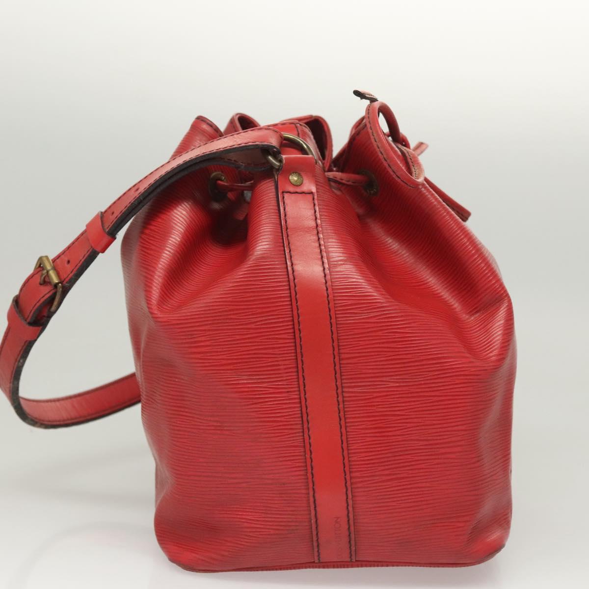 LOUIS VUITTON Epi Petit Noe Shoulder Bag Red M44107 LV Auth 127112
