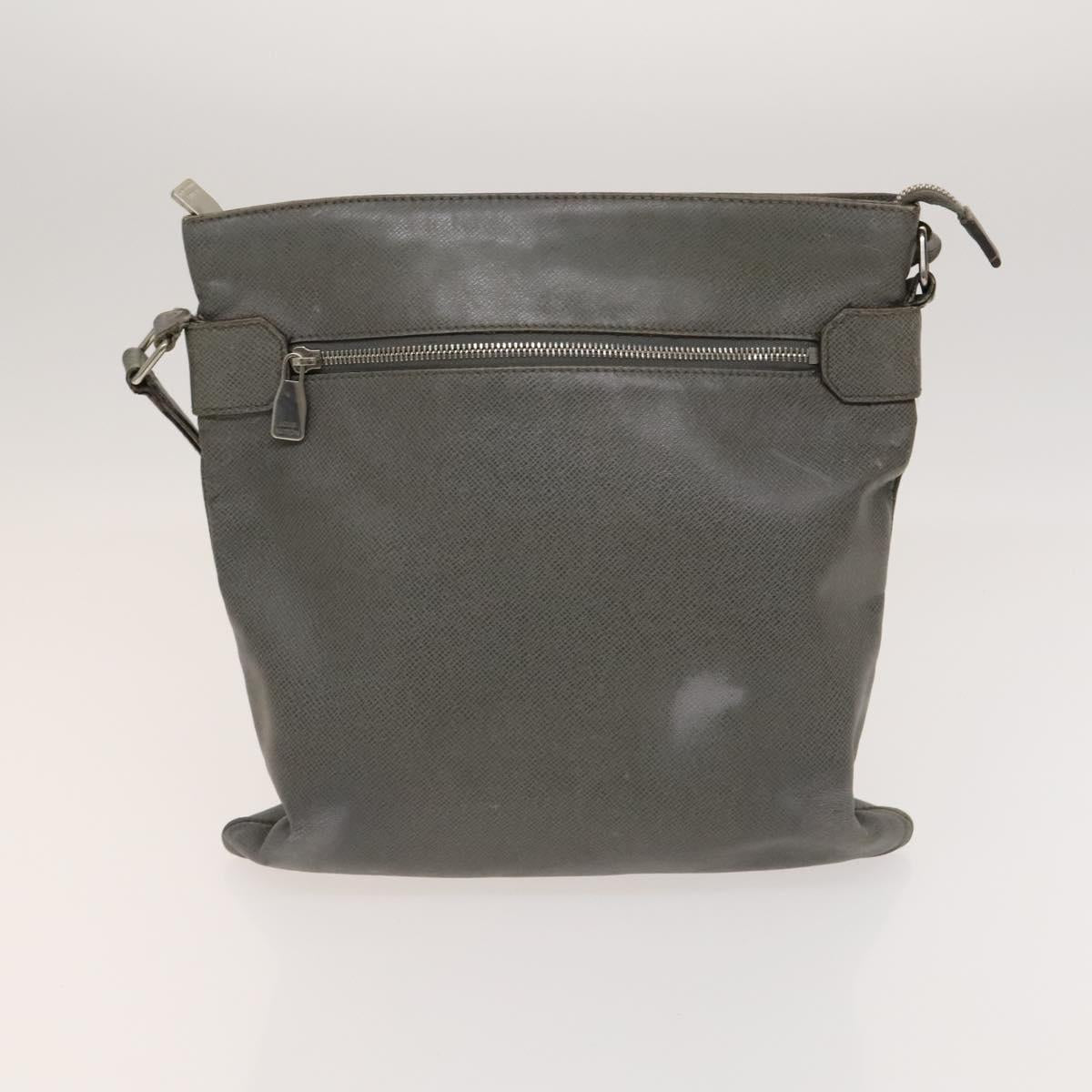 LOUIS VUITTON Taiga Vernis Shoulder Bag 2Set Beige Gray LV Auth 127248