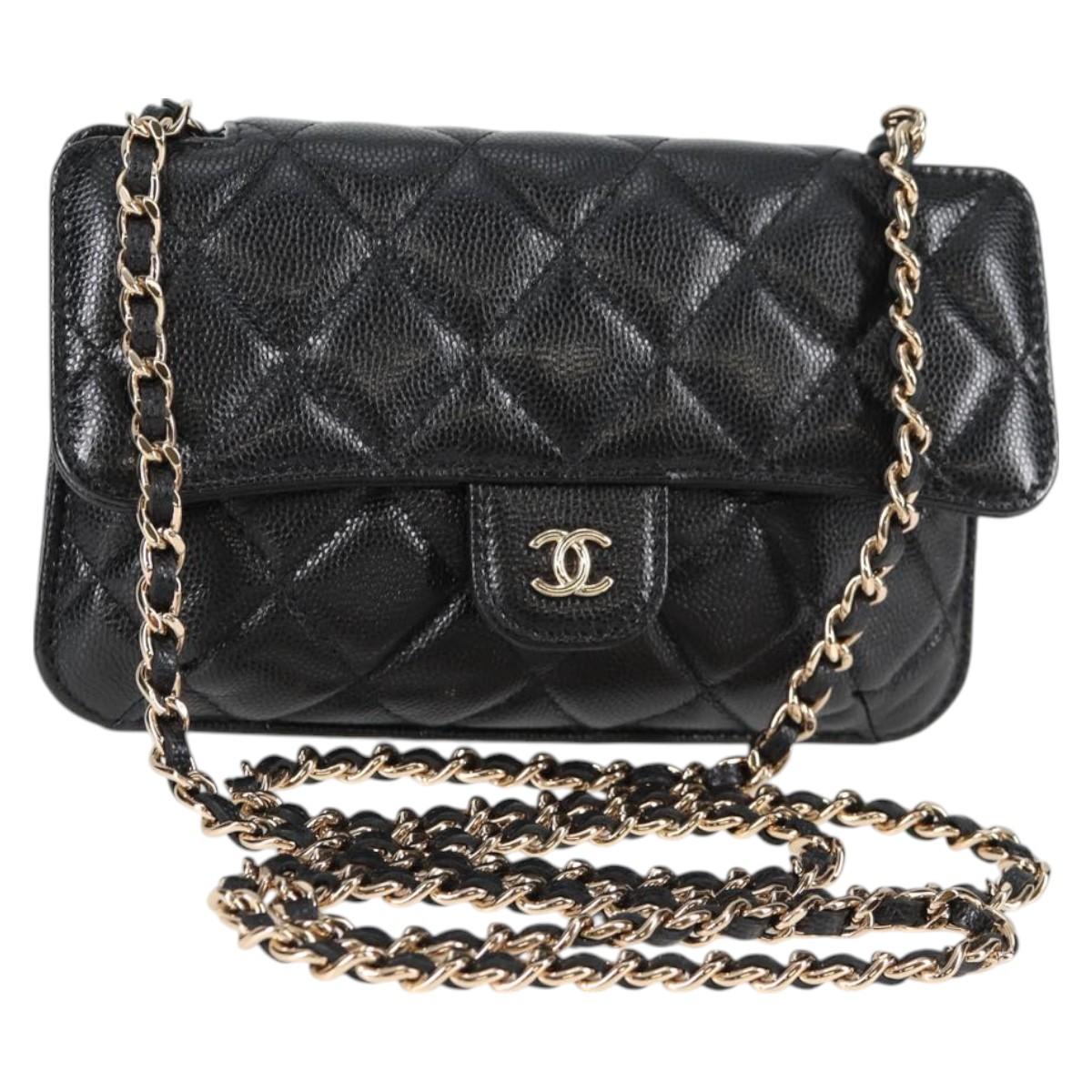 CHANEL Matelasse Chain Shoulder Bag Caviar Skin Black CC Auth 127322SAM