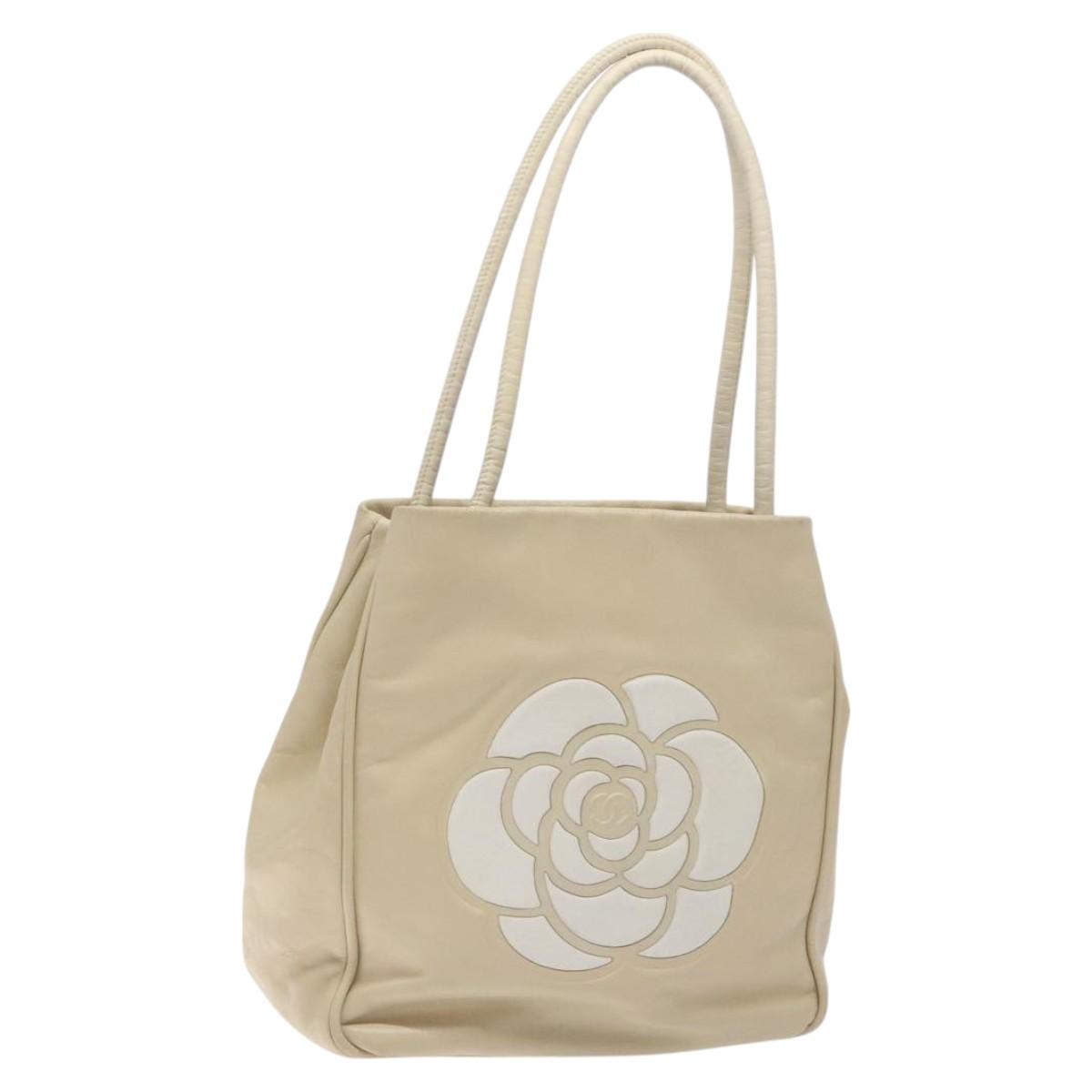 CHANEL Camelia Shoulder Bag Leather Ivory CC Auth 127482