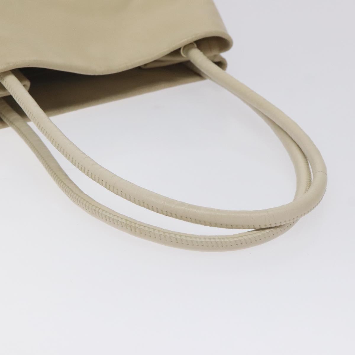 CHANEL Camelia Shoulder Bag Leather Ivory CC Auth 127482