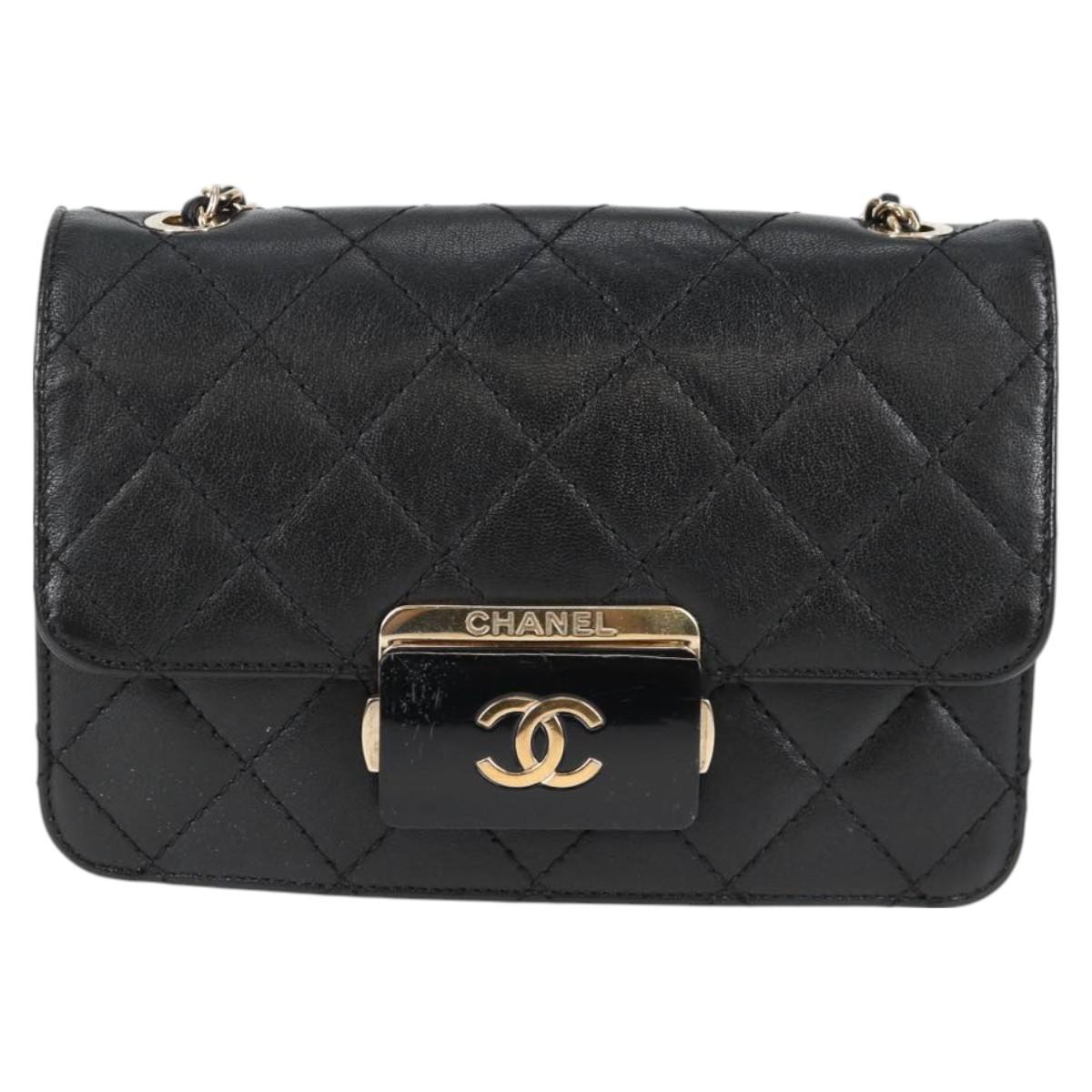 CHANEL Matelasse Chain Shoulder Bag Lamb Skin Black Gold CC Auth 127542SAM