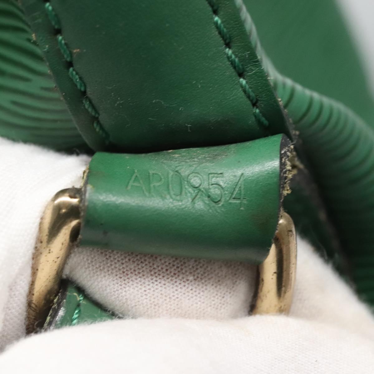 LOUIS VUITTON Epi Petit Noe Shoulder Bag Green M44104 LV Auth 127674