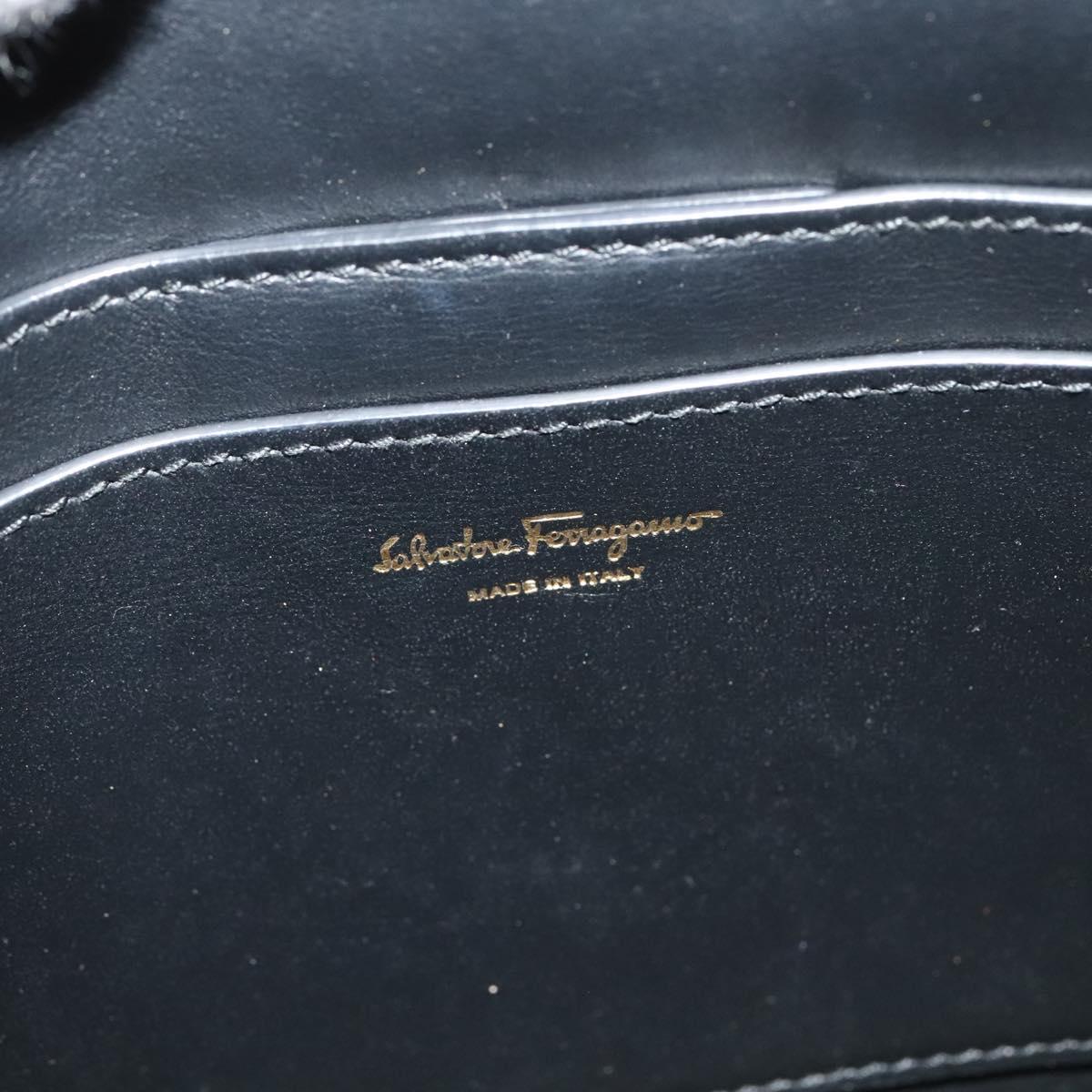 Salvatore Ferragamo Gancini Shoulder Bag Calf leather Black Gold Auth 127686