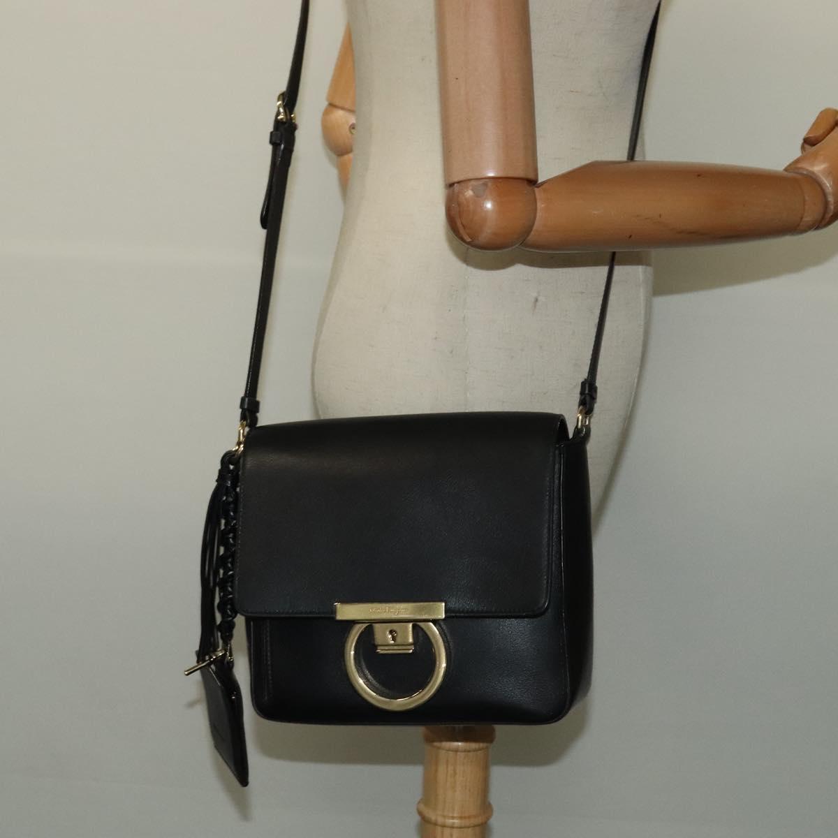 Salvatore Ferragamo Gancini Shoulder Bag Calf leather Black Gold Auth 127686
