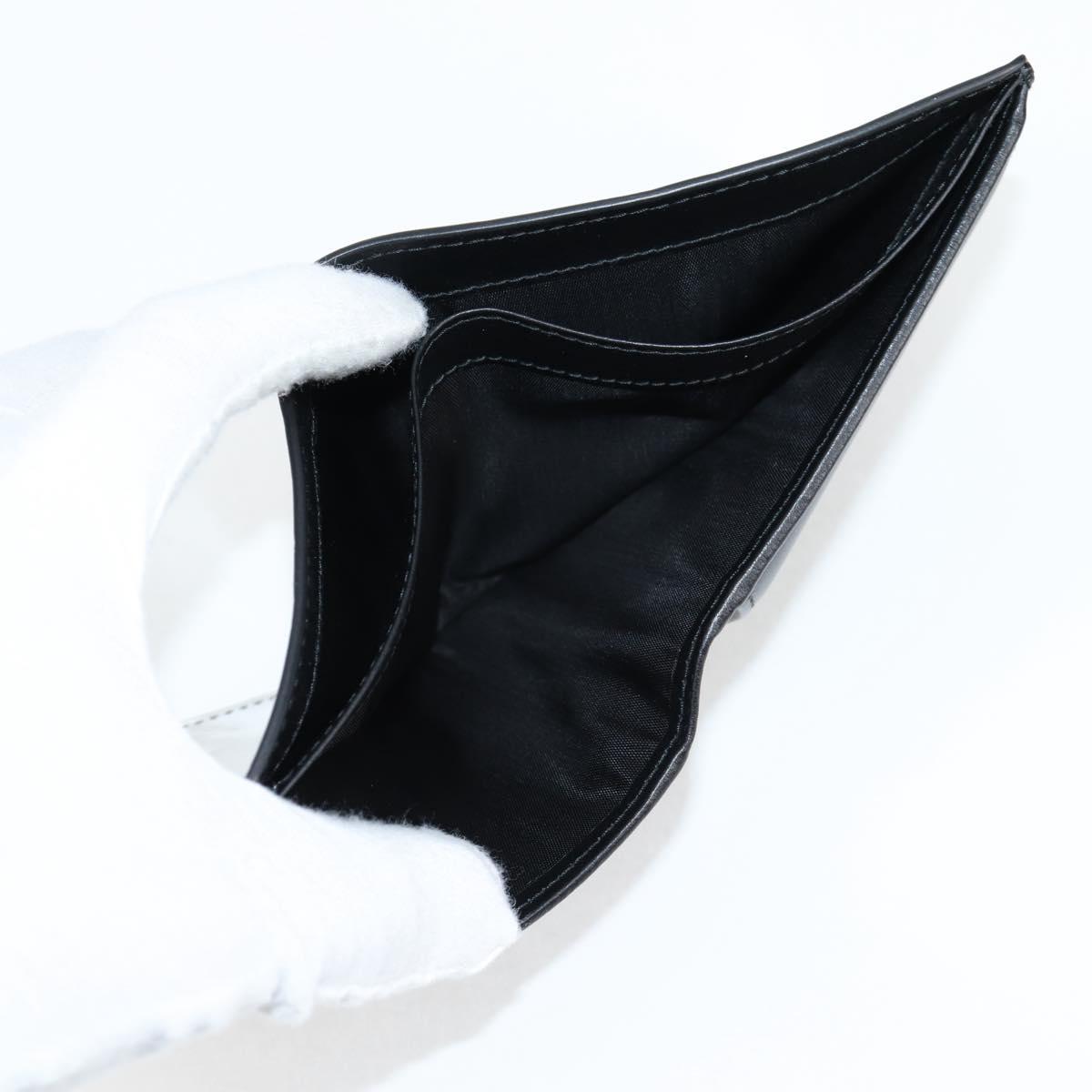 PRADA Wallet Patent leather Silver Auth 127893M