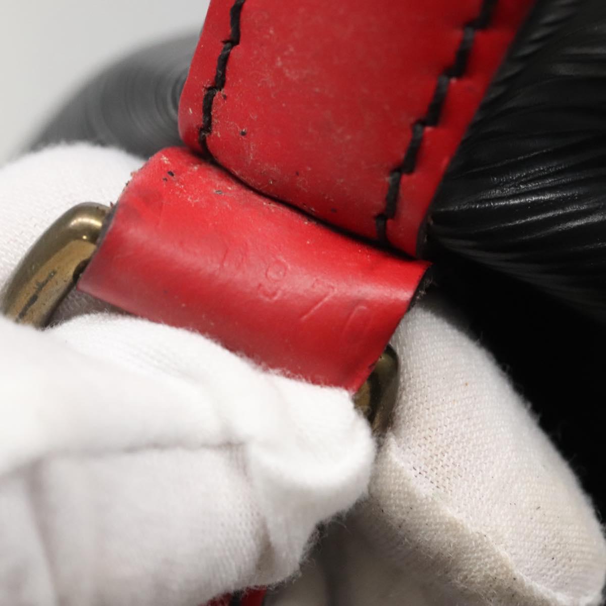 LOUIS VUITTON Epi Noe Shoulder Bag Bicolor Black Red M44017 LV Auth 127971