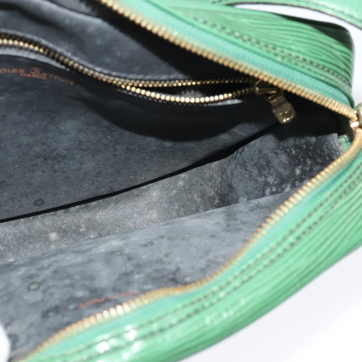 LOUIS VUITTON Epi Jeune Fille MM Shoulder Bag Green M52154 LV Auth 127978