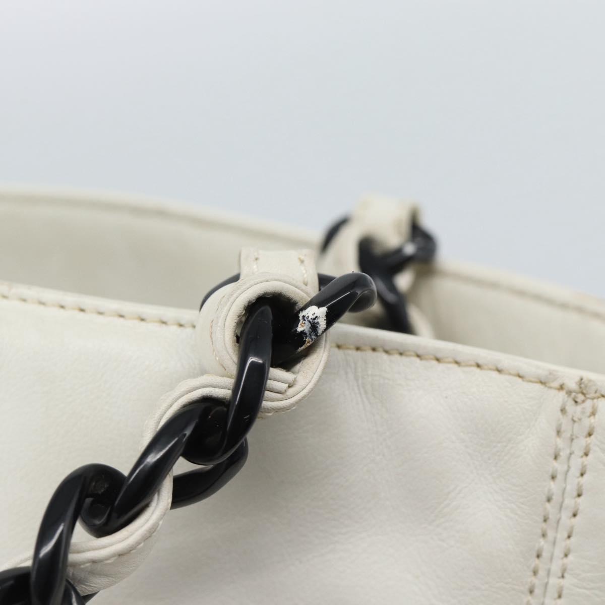 CHANEL Chain Tote Bag Lamb Skin White CC Auth 128237