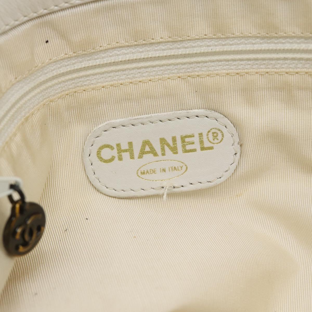 CHANEL Chain Tote Bag Lamb Skin White CC Auth 128237