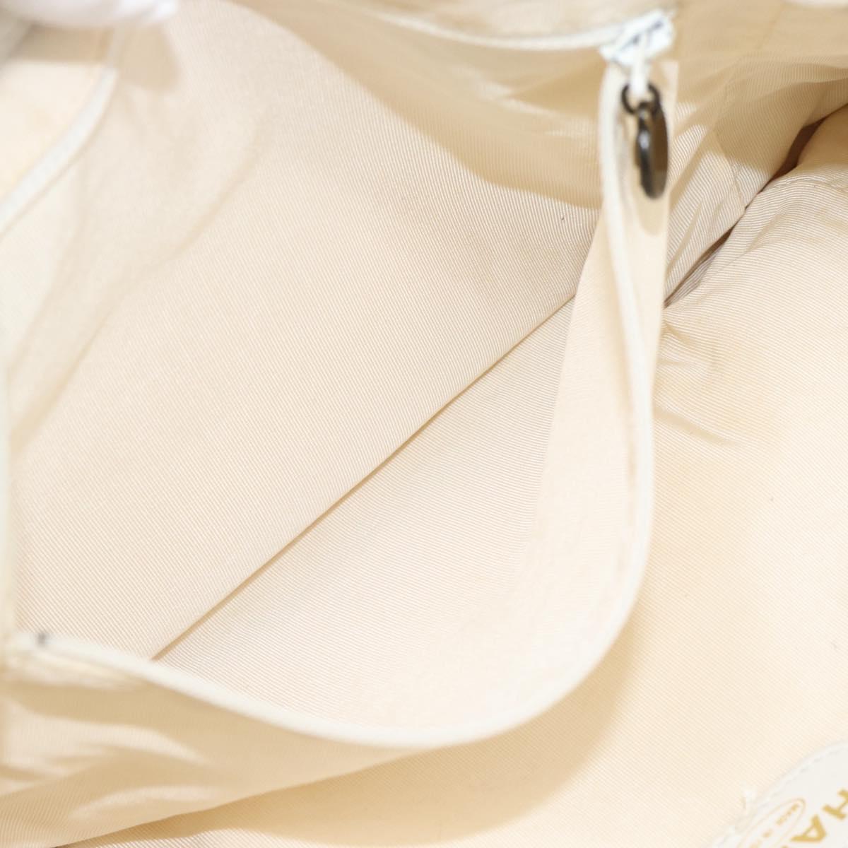 CHANEL Chain Tote Bag Lamb Skin White CC Auth 128237