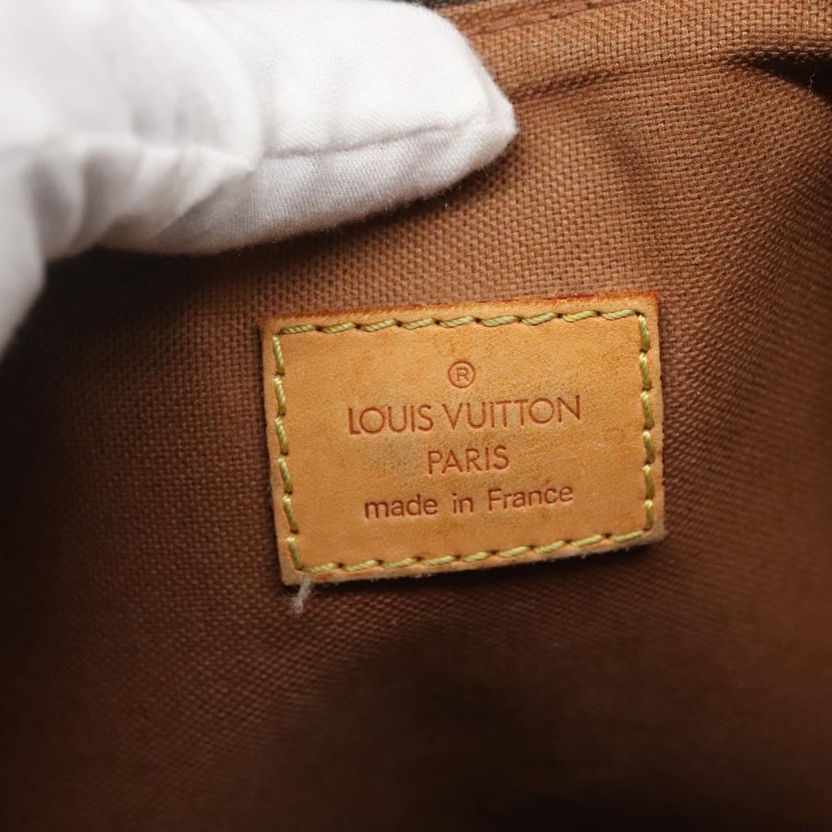 LOUIS VUITTON Monogram Pochette Bosphore Shoulder Bag M40044 LV Auth 128295