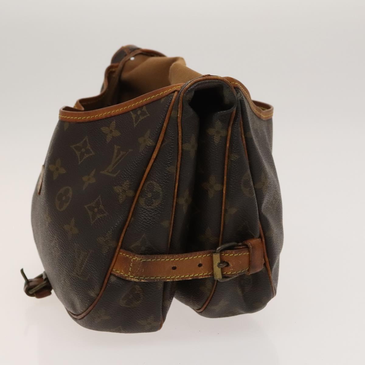 LOUIS VUITTON Monogram Saumur 30 Shoulder Bag M42256 LV Auth 128344