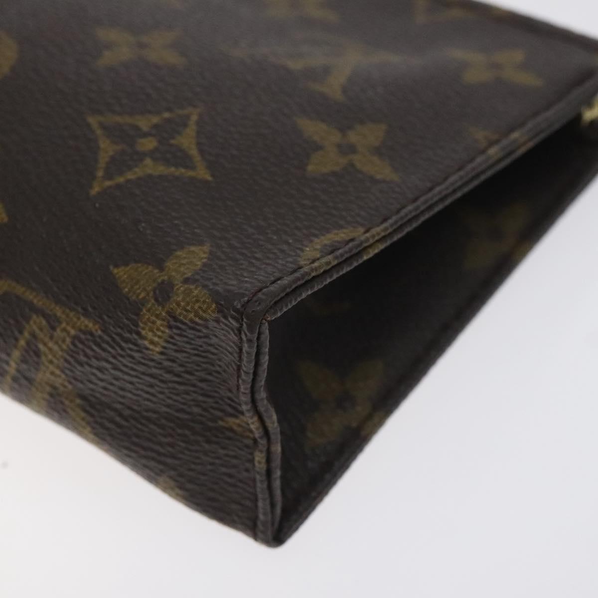LOUIS VUITTON Monogram Poche Toilette 15 Pouch M47546 LV Auth 128417