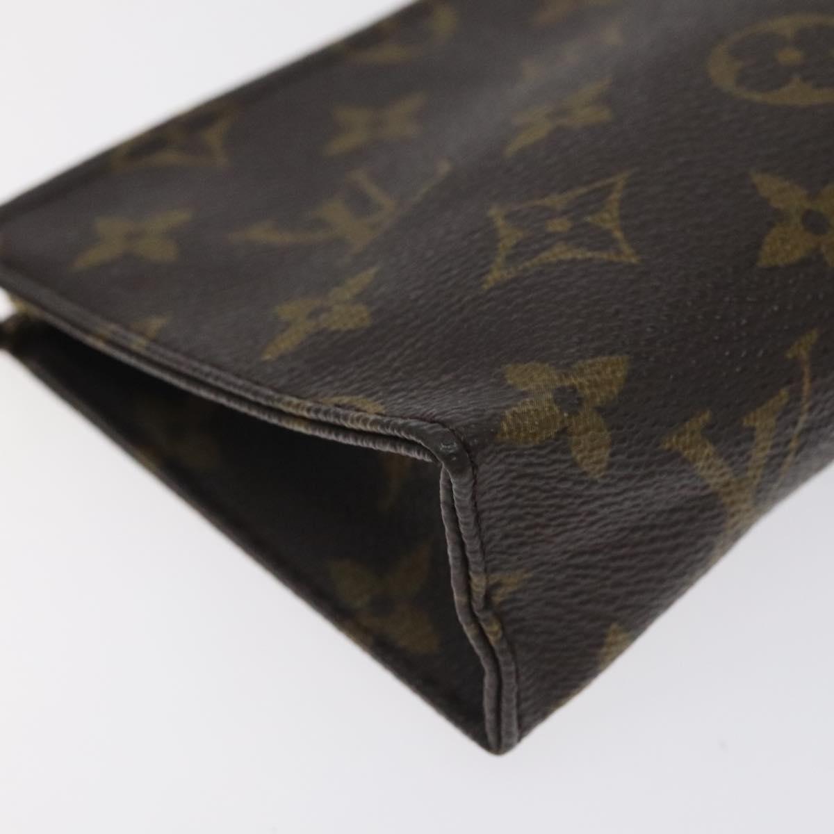 LOUIS VUITTON Monogram Poche Toilette 15 Pouch M47546 LV Auth 128417