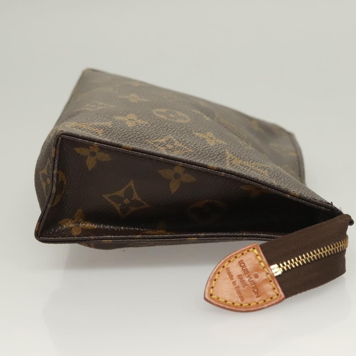 LOUIS VUITTON Monogram Poche Toilette 19 Pouch M47544 LV Auth 128418