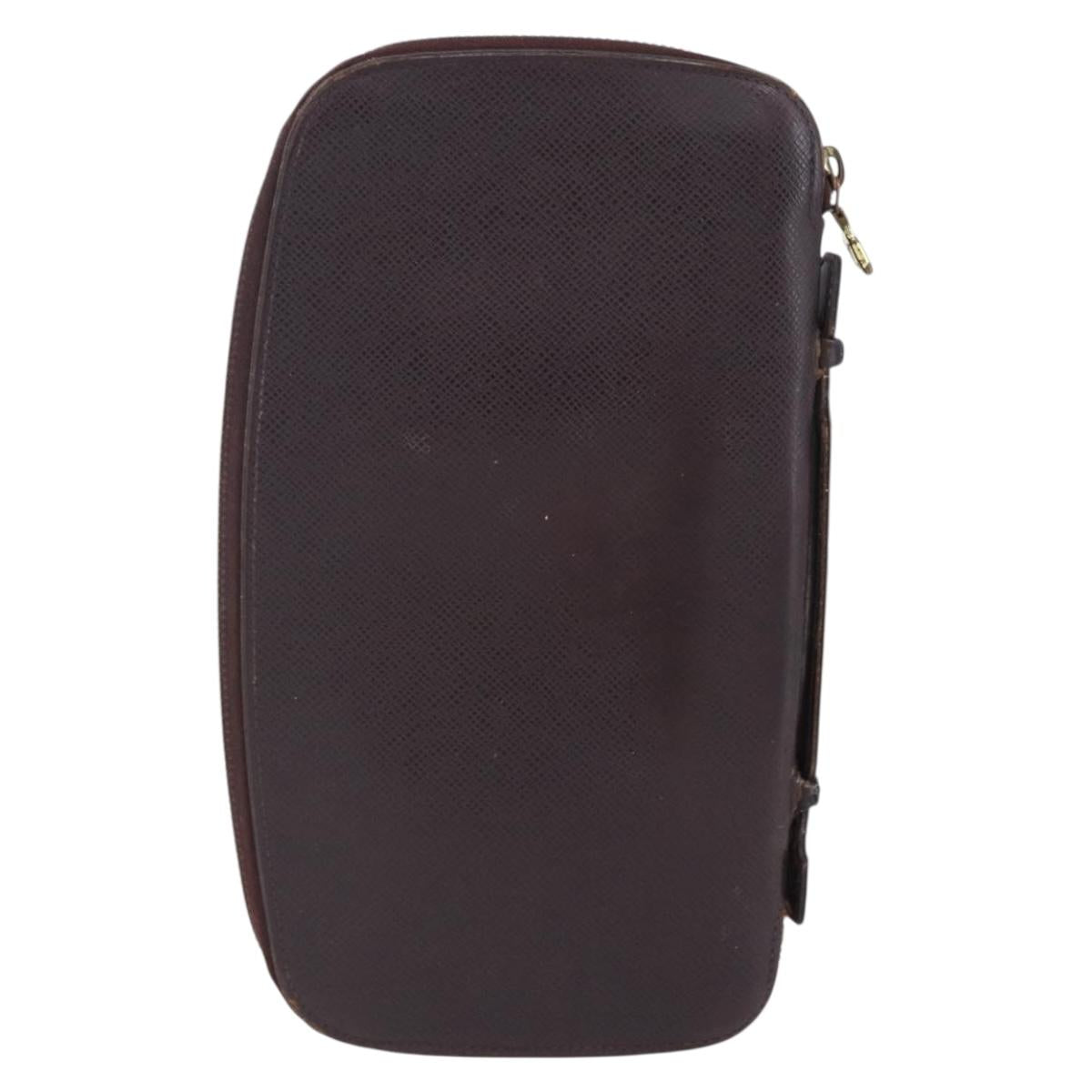 LOUIS VUITTON Taiga Organizer Atoll Travel Case Grizzly M30658 LV Auth 128533