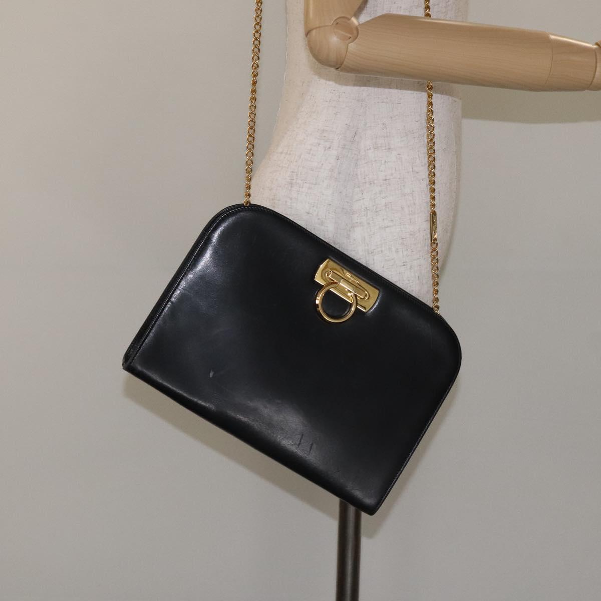 Salvatore Ferragamo Gancini Chain Shoulder Bag Leather Black Gold Auth 128664