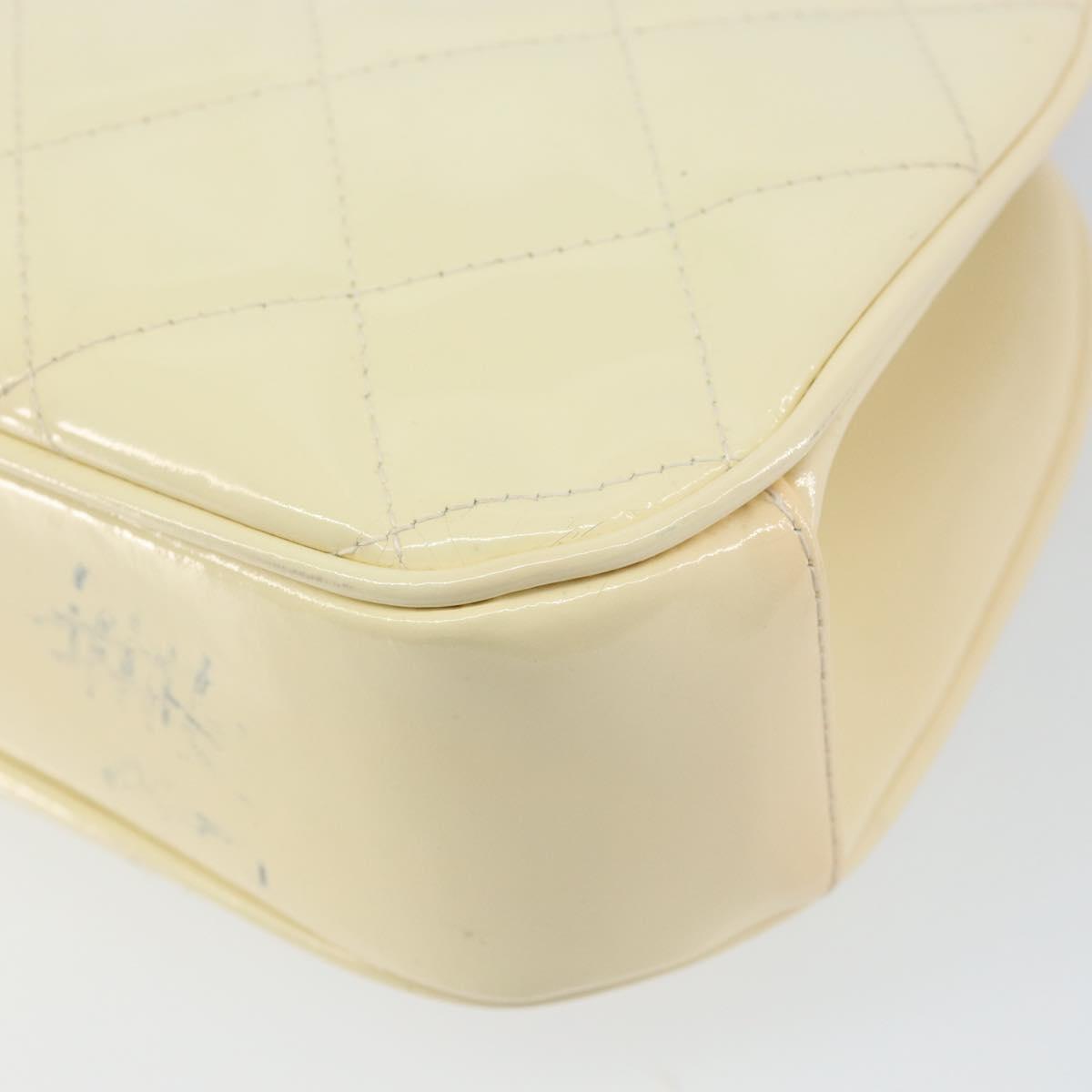 CHANEL Matelasse Gamaguchi Hand Bag Enamel White Silver CC Auth 128927