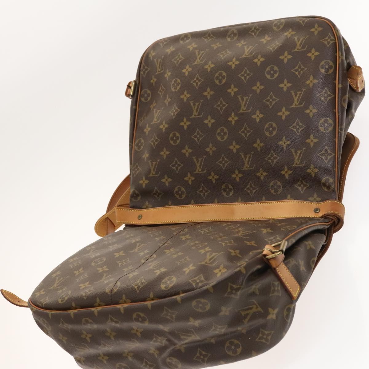 LOUIS VUITTON Monogram Saumur 35 Shoulder Bag M42254 LV Auth 128972