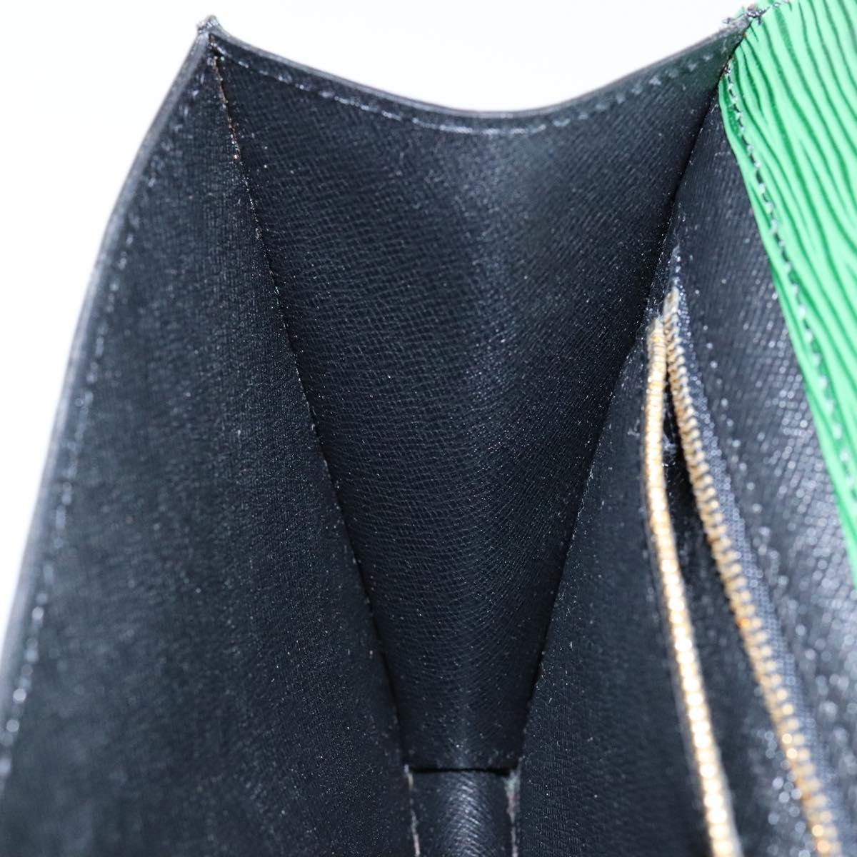 LOUIS VUITTON Epi Montaigne 23 Clutch Bag Green M52664 LV Auth 129609