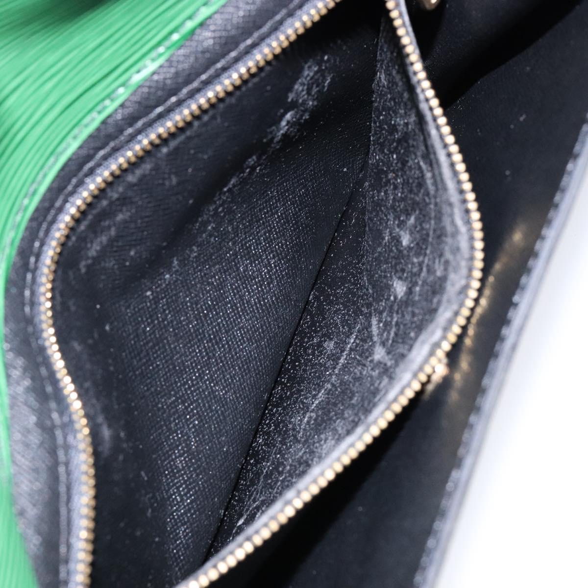 LOUIS VUITTON Epi Montaigne 23 Clutch Bag Green M52664 LV Auth 129609