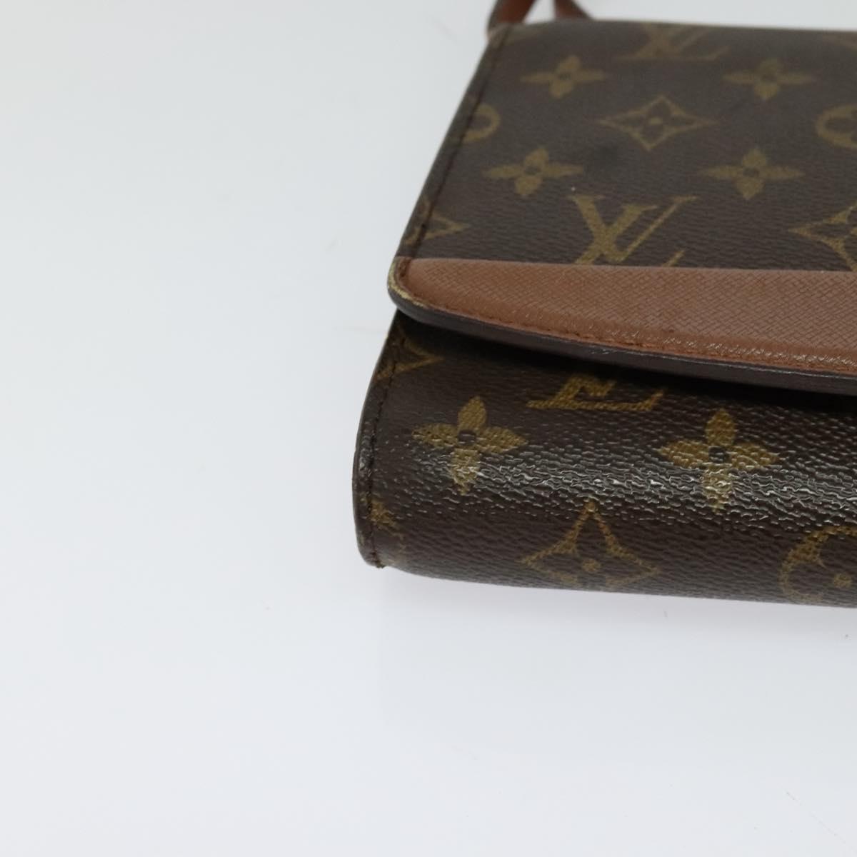 LOUIS VUITTON Monogram Bordeaux 27 Shoulder Bag M51797 LV Auth 129829