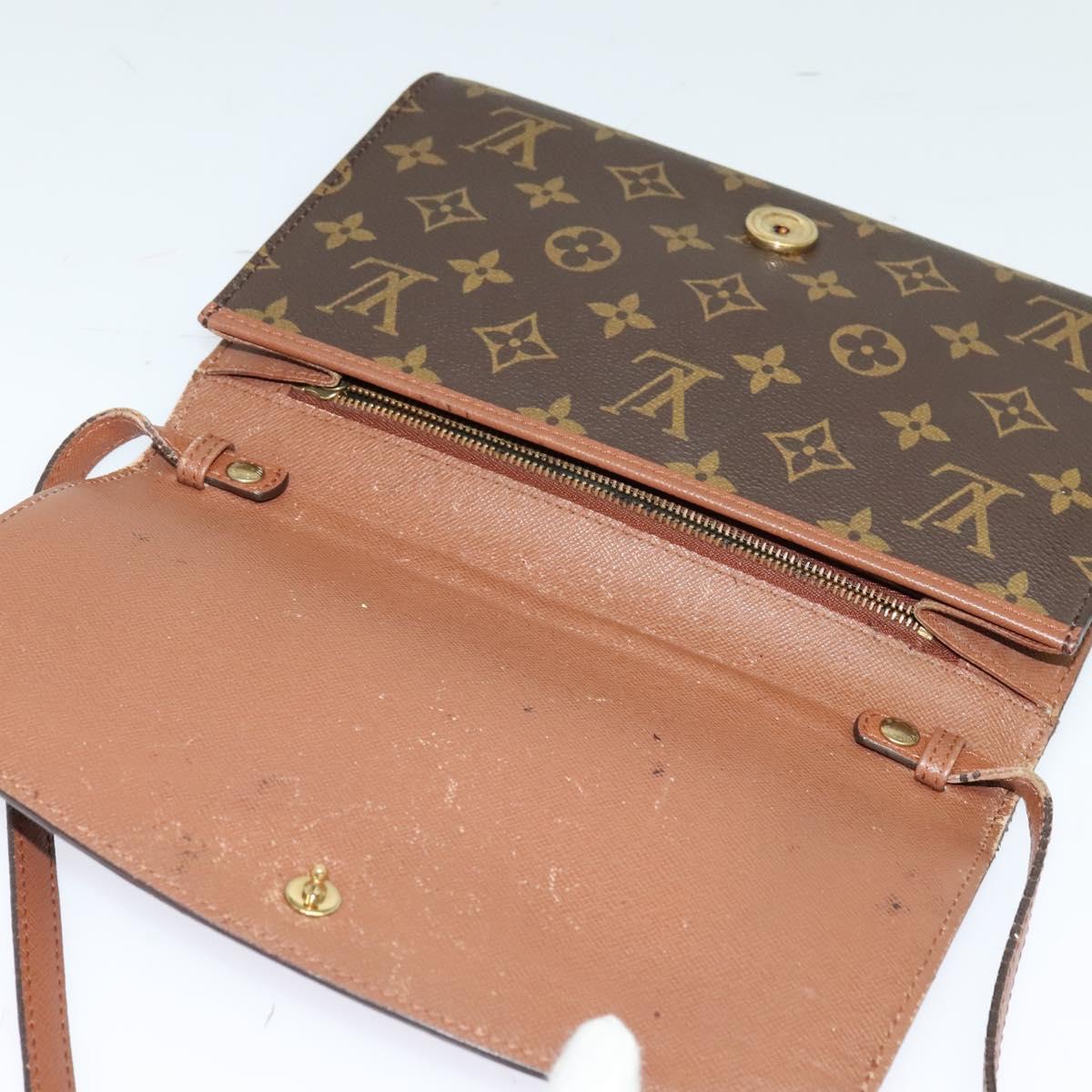 LOUIS VUITTON Monogram Bordeaux 27 Shoulder Bag M51797 LV Auth 129829