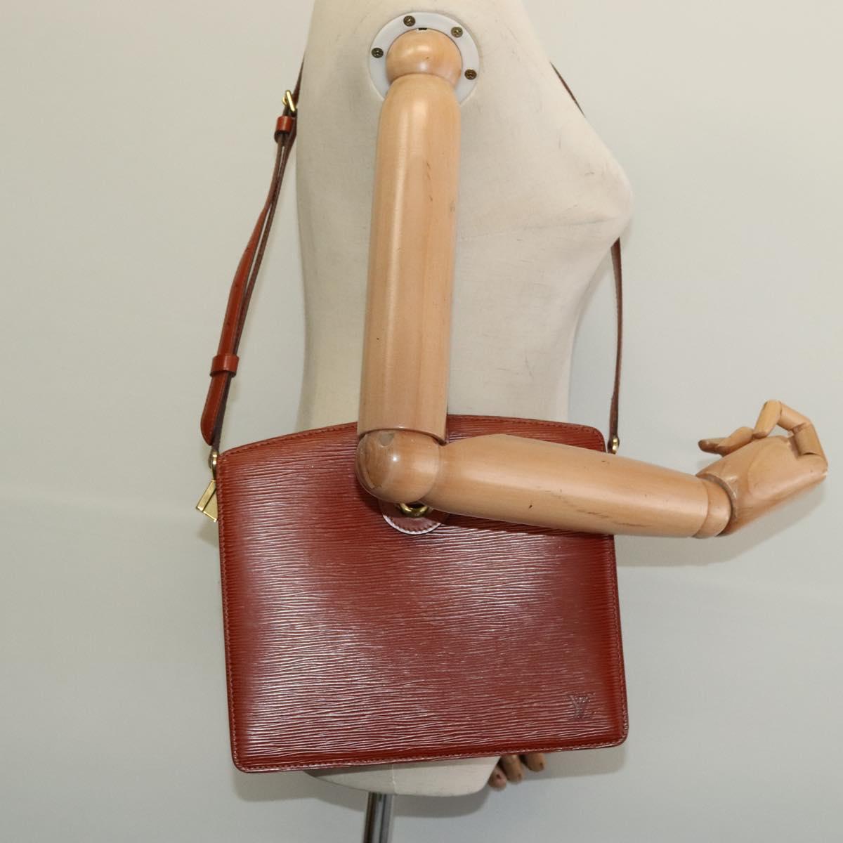 LOUIS VUITTON Epi Capuchin Shoulder Bag Brown M52343 LV Auth 129900