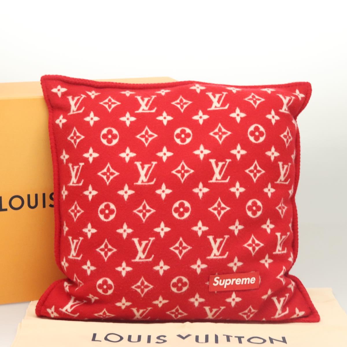 LOUIS VUITTON Pillow Cushion Wool Red MP1886 LV Auth 129979M