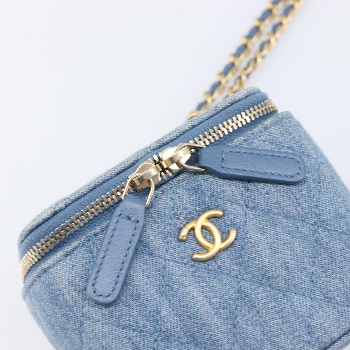 CHANEL Matelasse Chain Shoulder Pouch Bag Denim Blue Gold CC Auth 130041A