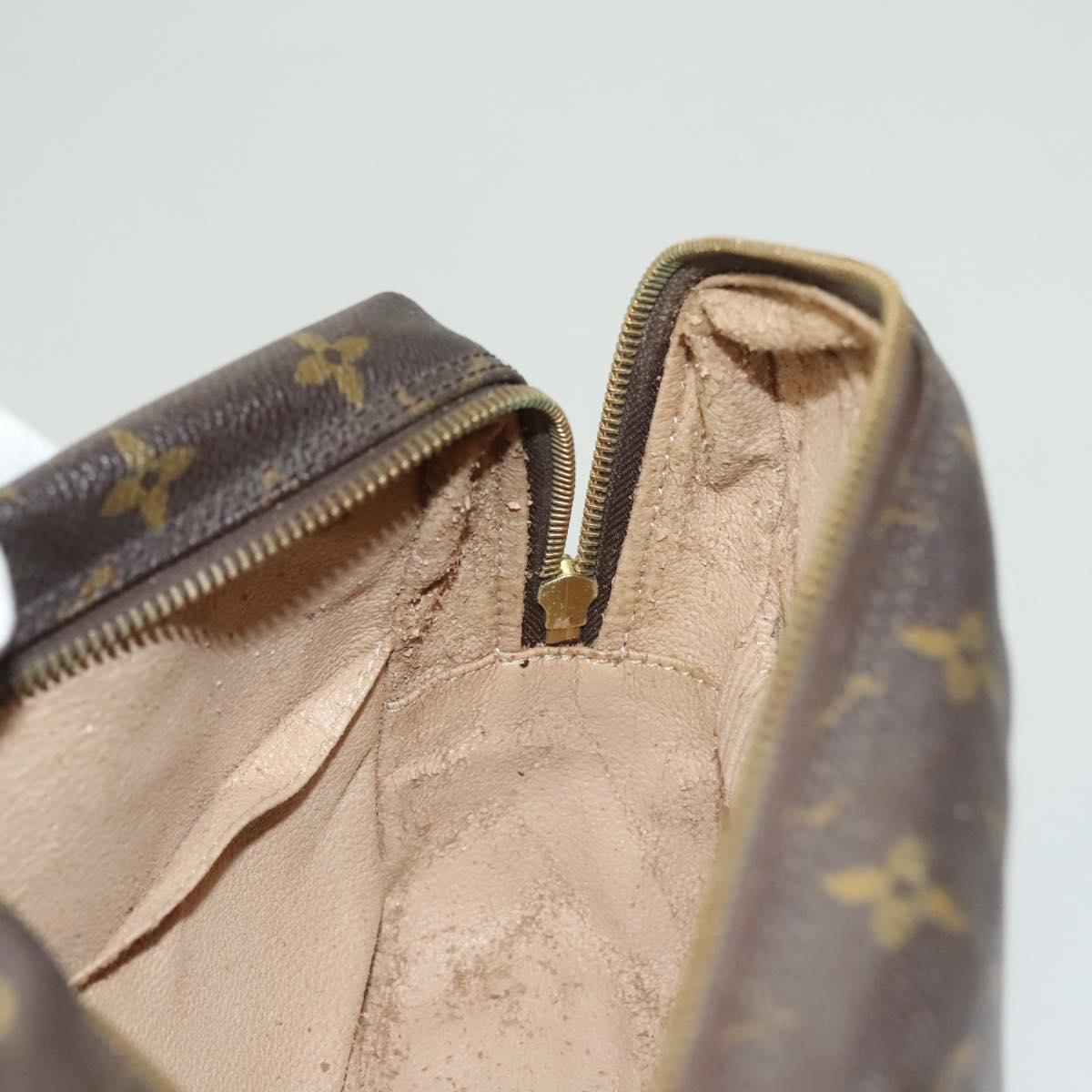 LOUIS VUITTON Monogram Trousse Toilette 28 Clutch Bag M47522 LV Auth 130053