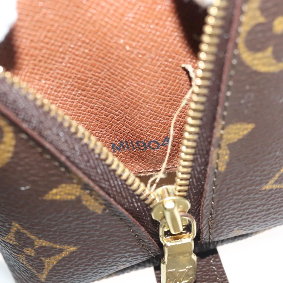 LOUIS VUITTON Monogram Trousse Demi Ronde Cosmetic Pouch M47520 LV Auth 130054