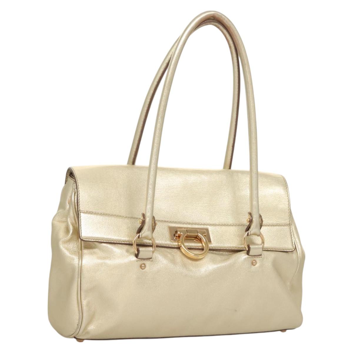 Salvatore Ferragamo Gancini Tote Bag Leather Gold Tone Gold Auth 131050
