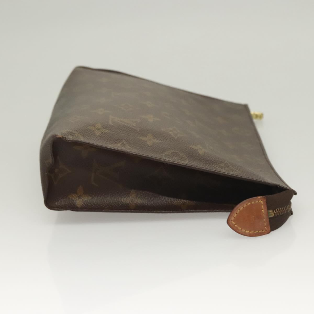 LOUIS VUITTON Monogram Posh Toilette 26 Pouch M47542 LV Auth 131154