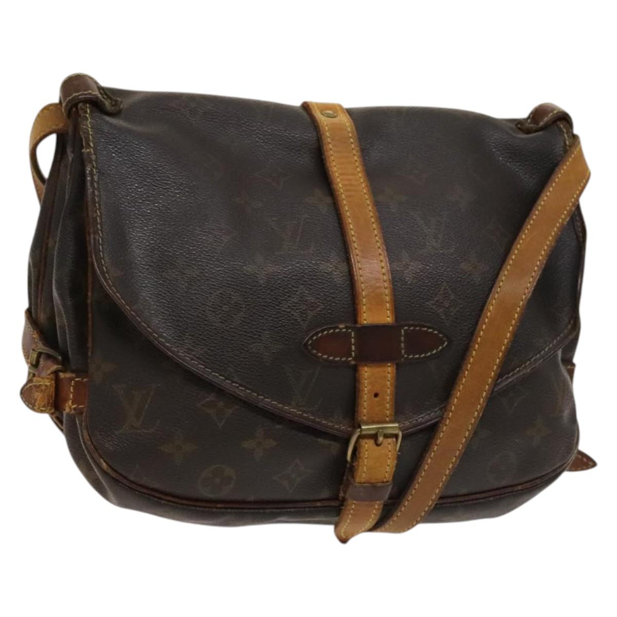 LOUIS VUITTON Monogram Saumur 30 Shoulder Bag M42256 LV Auth 131300