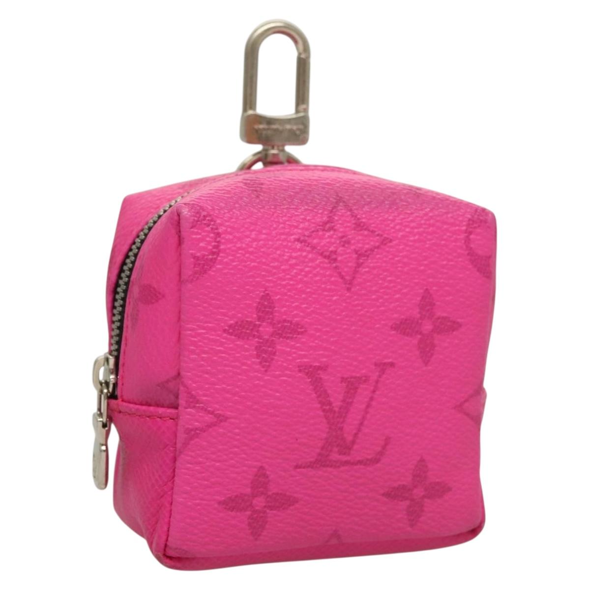 LOUIS VUITTON Taigalama Porte Cles Charm Fuchsia MP2980 LV Auth 131555